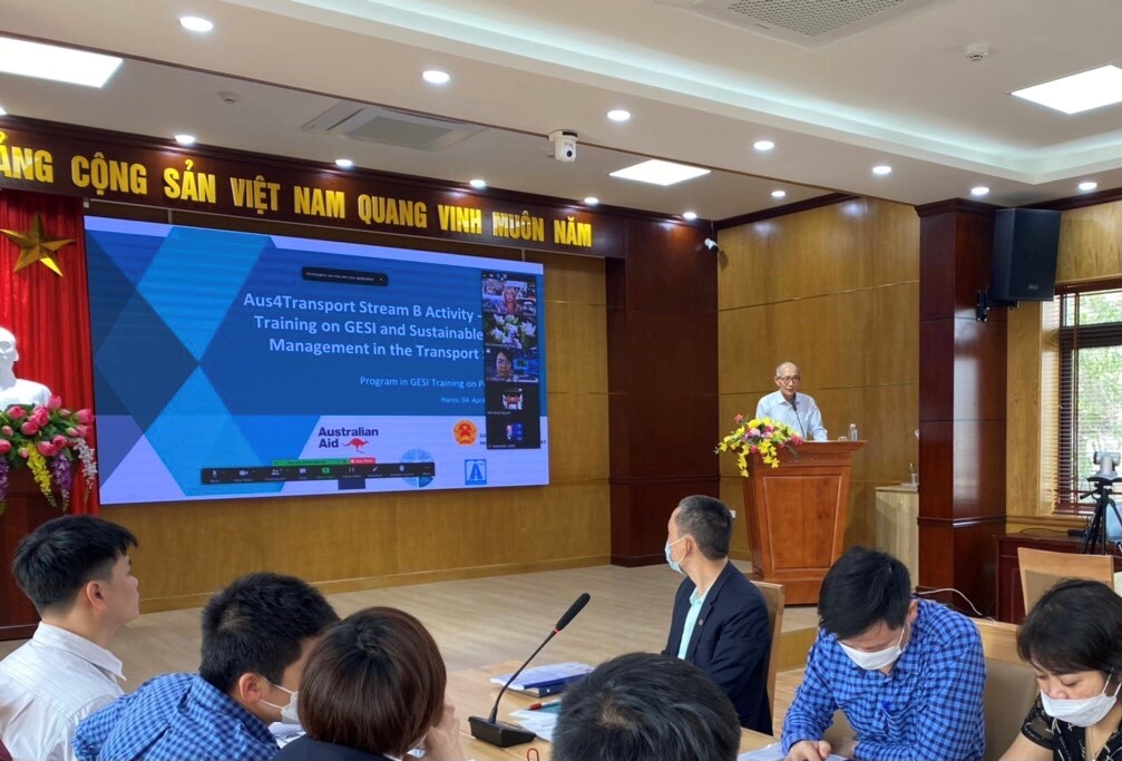 Lồng ghép bình đẳng giới, hoà nhập xã hội và đào tạo nâng cao năng lực quản lý dự án toàn diện, bền vững trong ngành Giao thông vận tải