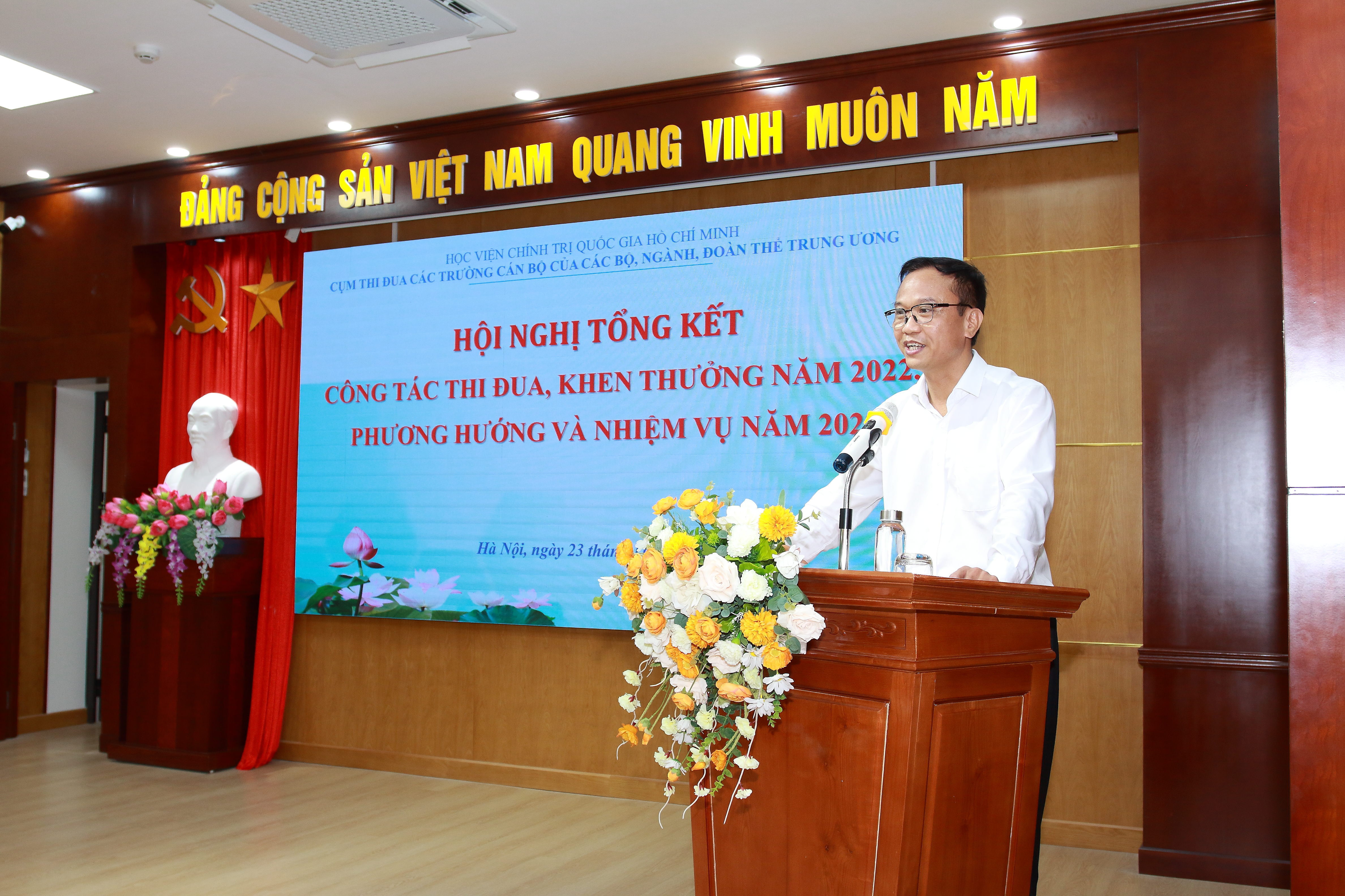 Hội nghị tổng kết công tác thi đua, khen thưởng năm 2022, phương hướng nhiệm vụ năm 2023 của Cụm thi đua các trường Cán bộ của các Bộ, ngành, đoàn thể, Trung ương