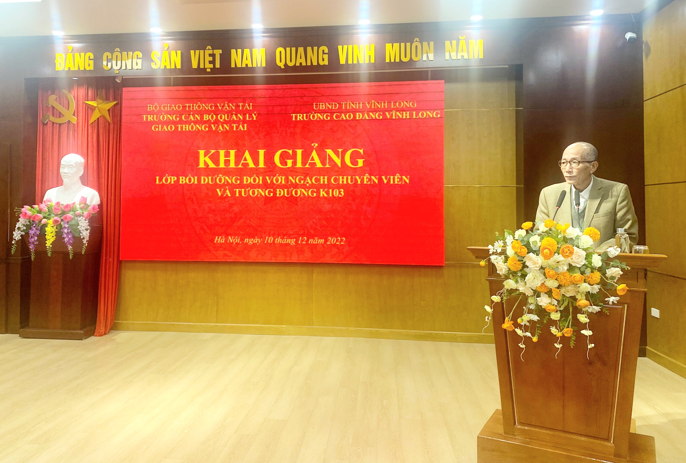 Trường Cán bộ quản lý giao thông vận tải khai giảng lớp Bồi dưỡng ngạch chuyên viên và tương đương K103