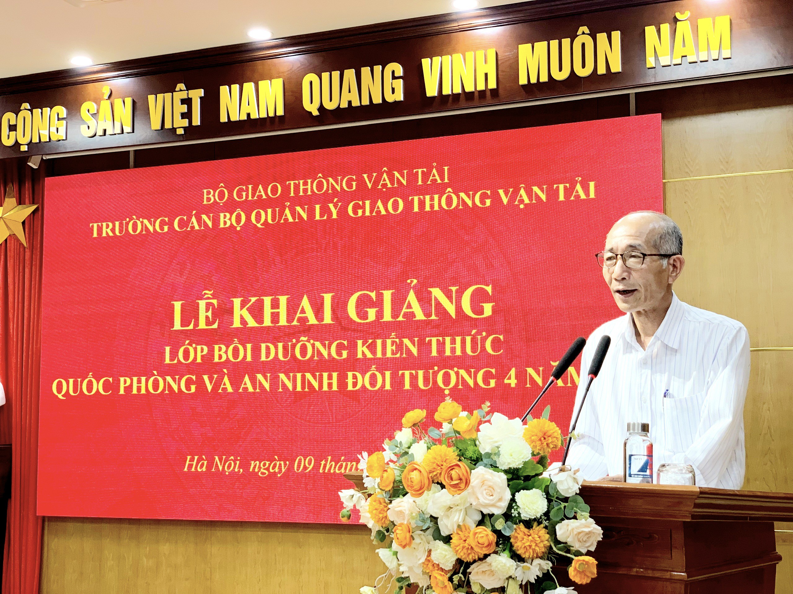 Khai giảng Lớp bồi dưỡng kiến thức quốc phòng và an ninh đối tượng 4 năm 2023