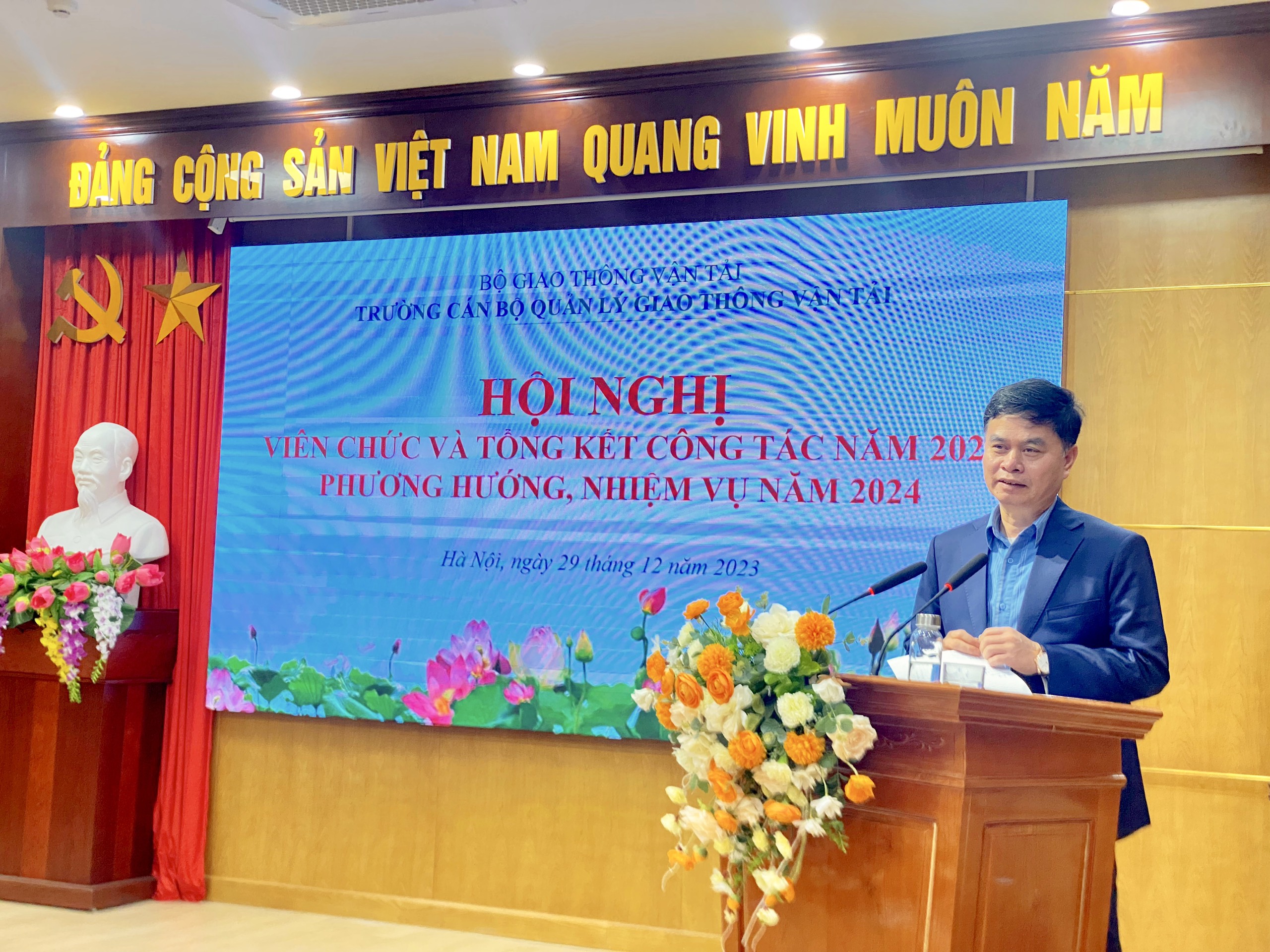 Trường Cán bộ quản lý giao thông vận tải tổ chức Hội nghị viên chức và Tổng kết công tác năm 2023, phương hướng nhiệm vụ năm 2024