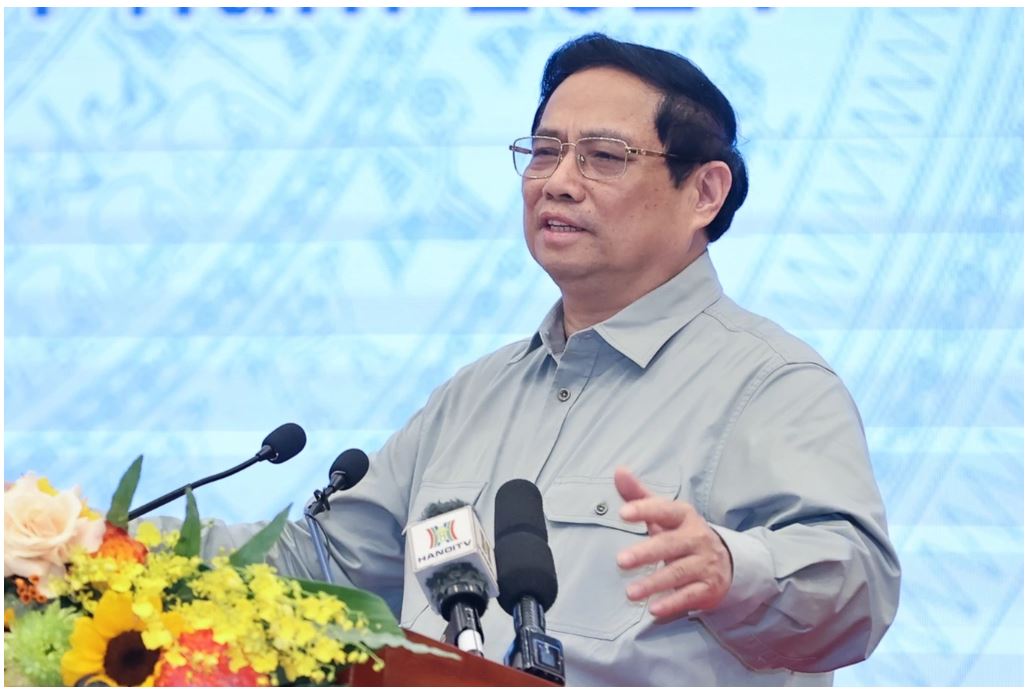 Thủ tướng: Đường sắt cao tốc "không làm không được", phải quyết tâm