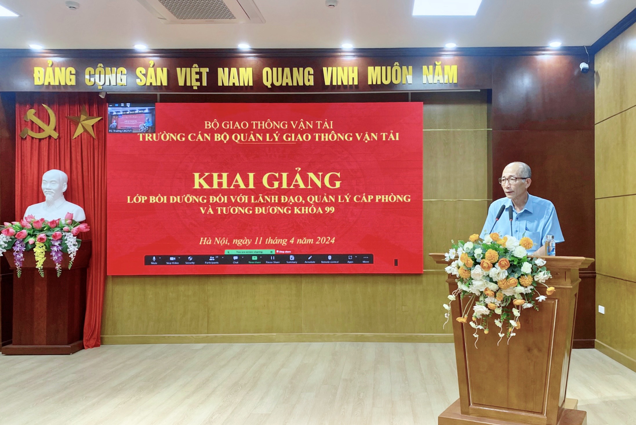 Khai giảng lớp Bồi dưỡng đối với lãnh đạo, quản lý cấp phòng và tương đương Khóa 99