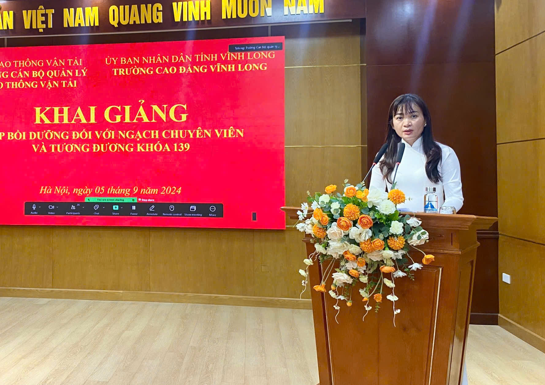 Khai giảng lớp BD đối với ngạch chuyên viên và tương đương Khóa 139