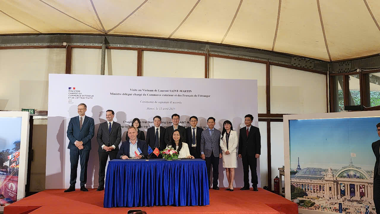 HDF Energy hợp tác với Học viện Chiến lược, bồi dưỡng cán bộ xây dựng - Bộ Xây dựng phát triển giải pháp hydro xanh cho ngành giao thông vận tải Việt Nam