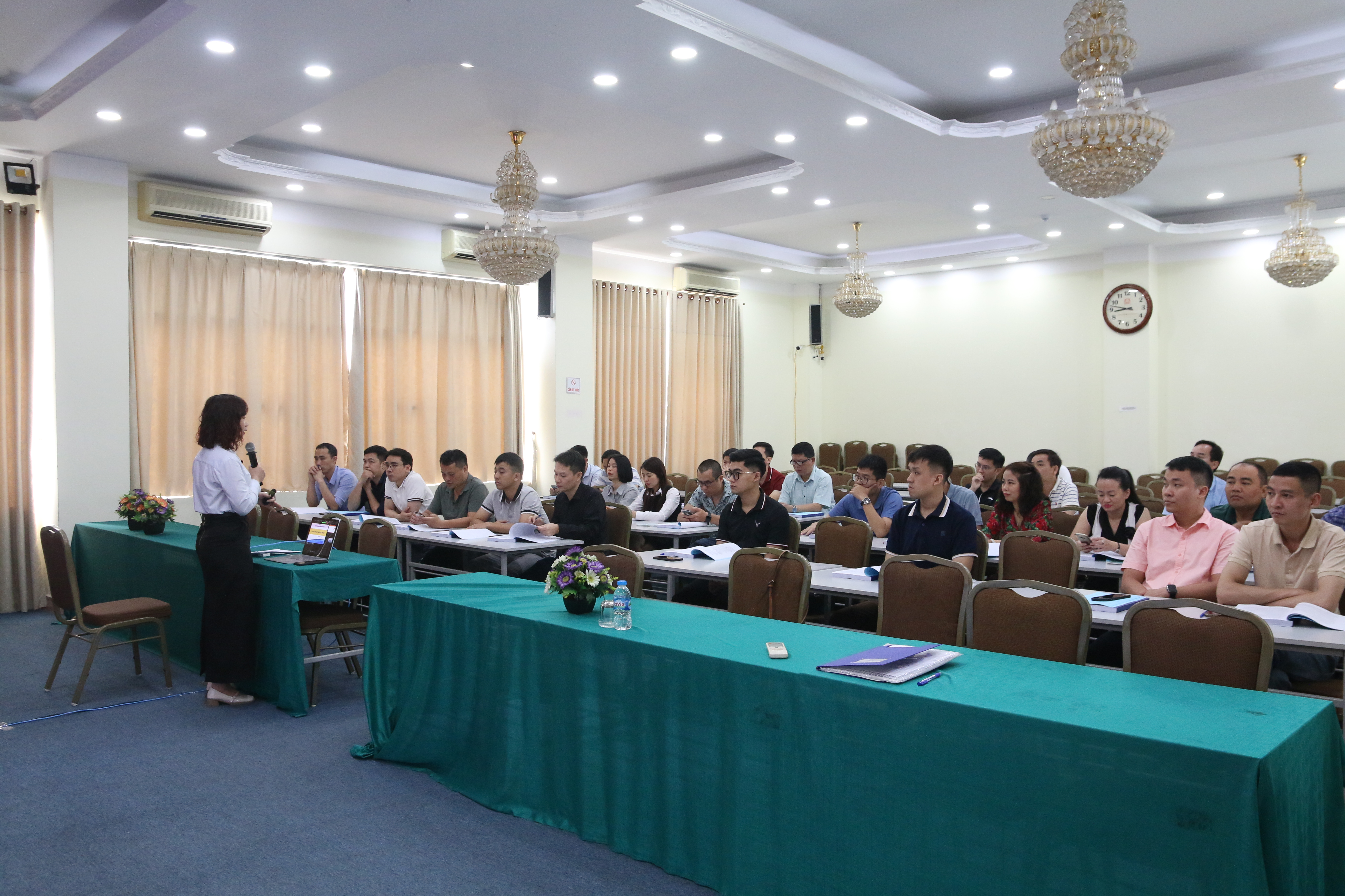 ACST khai giảng lớp bồi dưỡng theo tiêu chuẩn chức danh nghề nghiệp viên chức chuyên ngành đăng kiểm