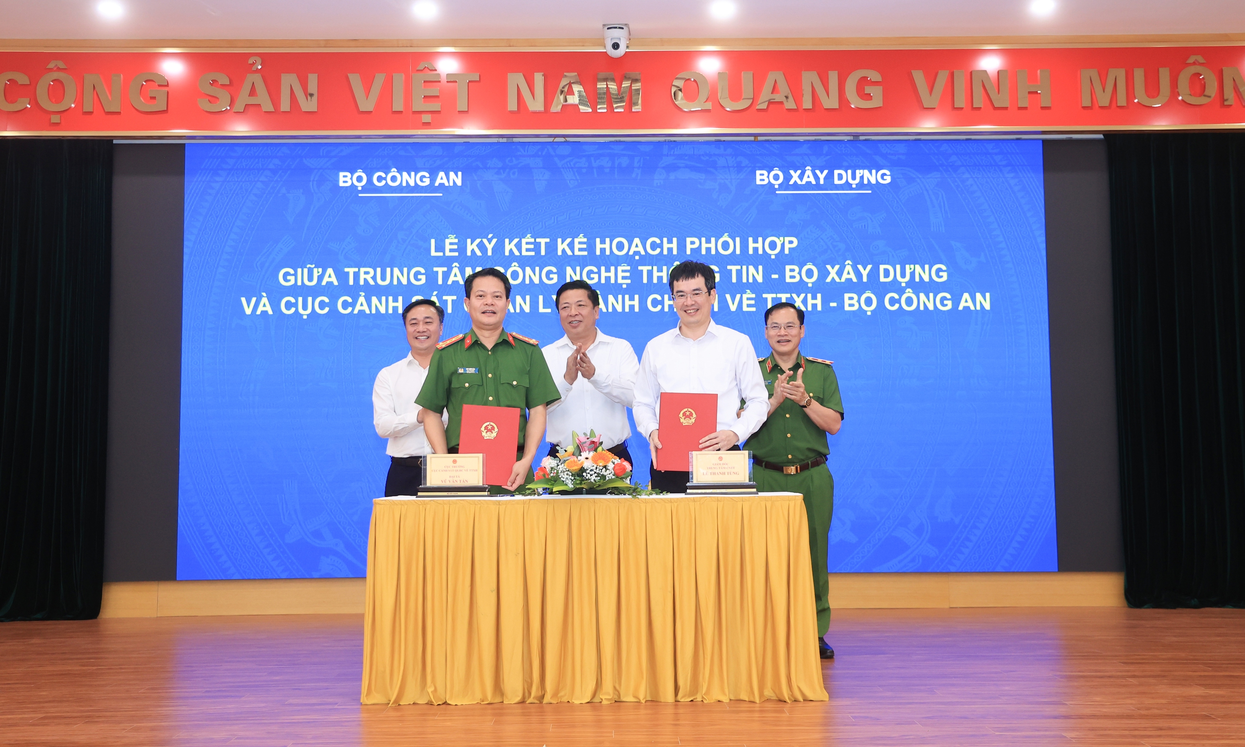 Bộ trưởng Trần Hồng Minh: Chuyển đổi số tạo đột phá phục vụ tốt người dân, doanh nghiệp