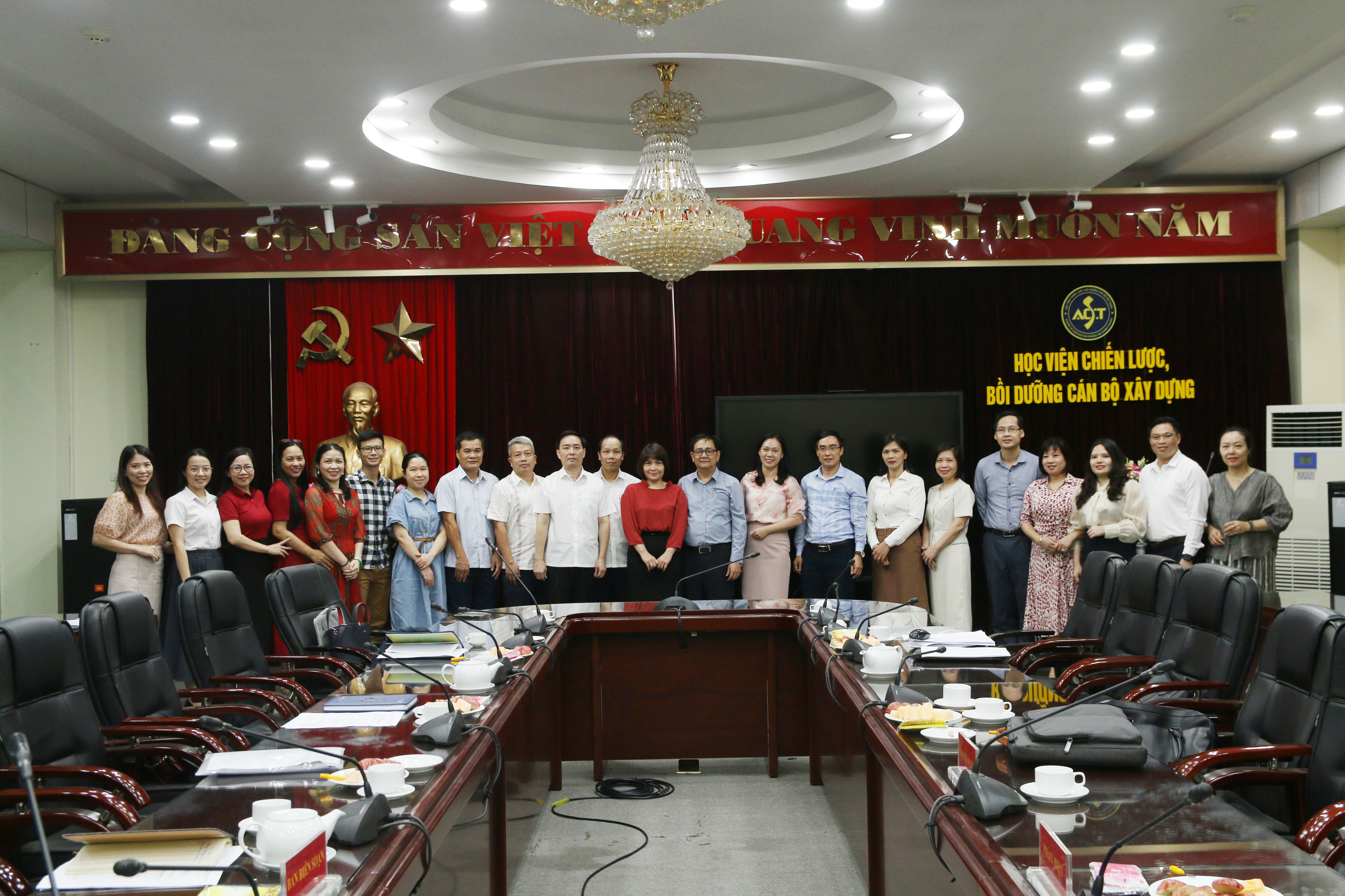 ACST thẩm định 04 Chương trình tài liệu theo tiêu chuẩn chức danh nghề nghiệp viên chức chuyên ngành giao thông vận tải