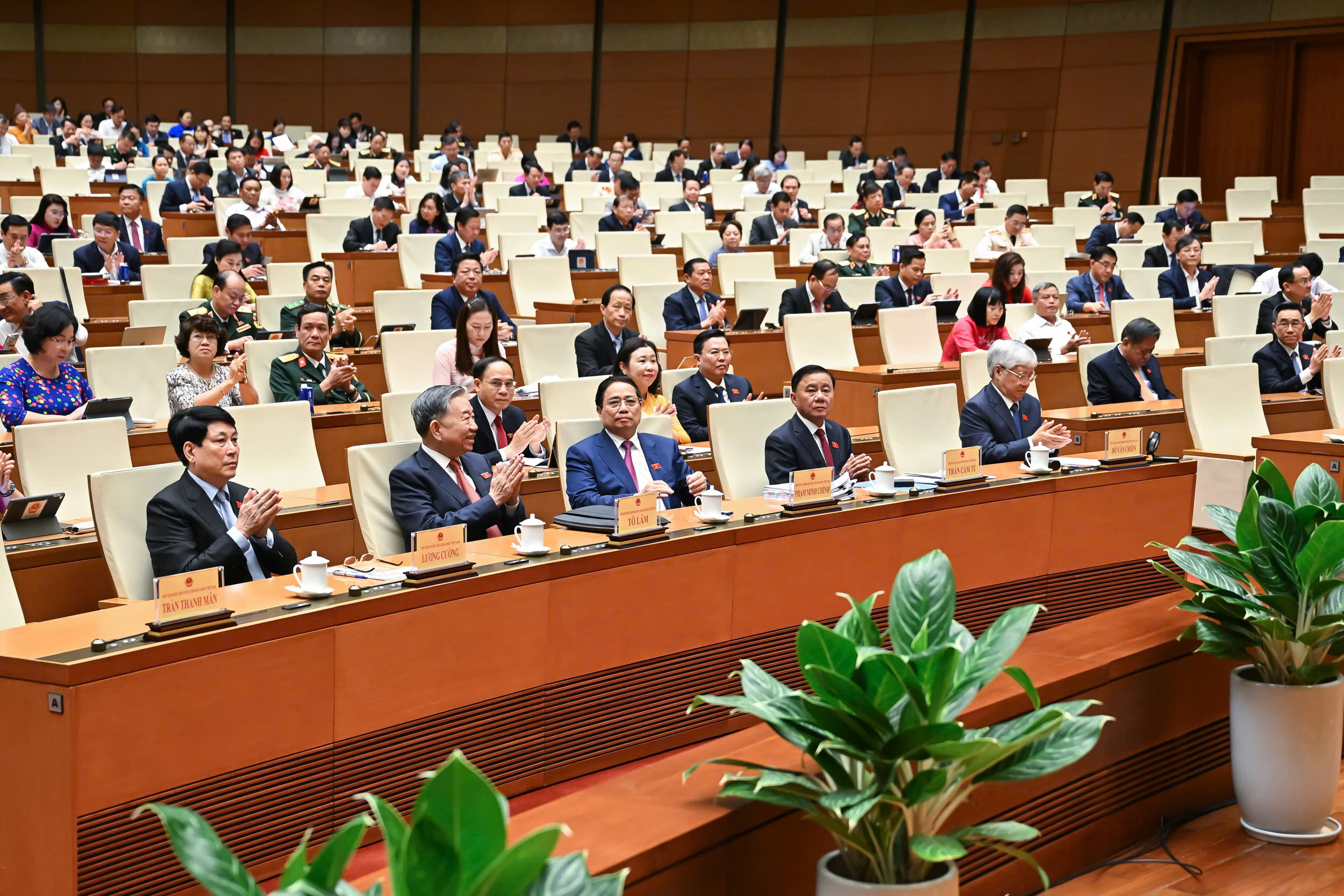 Quốc hội thông qua Luật Đường sắt sửa đổi, tạo đột phá thu hút đầu tư