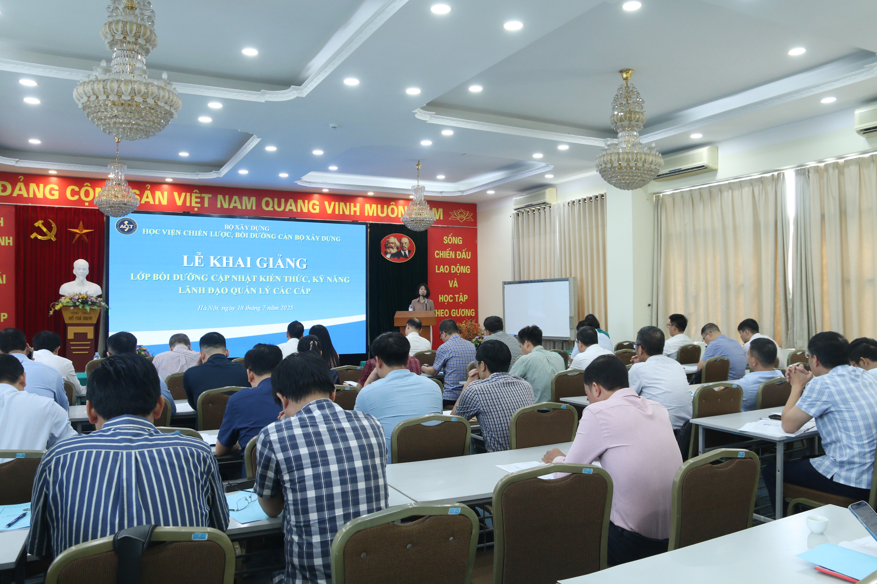 ACST khai giảng lớp Bồi dưỡng cập nhật kiến thức, kỹ năng lãnh đạo các cấp