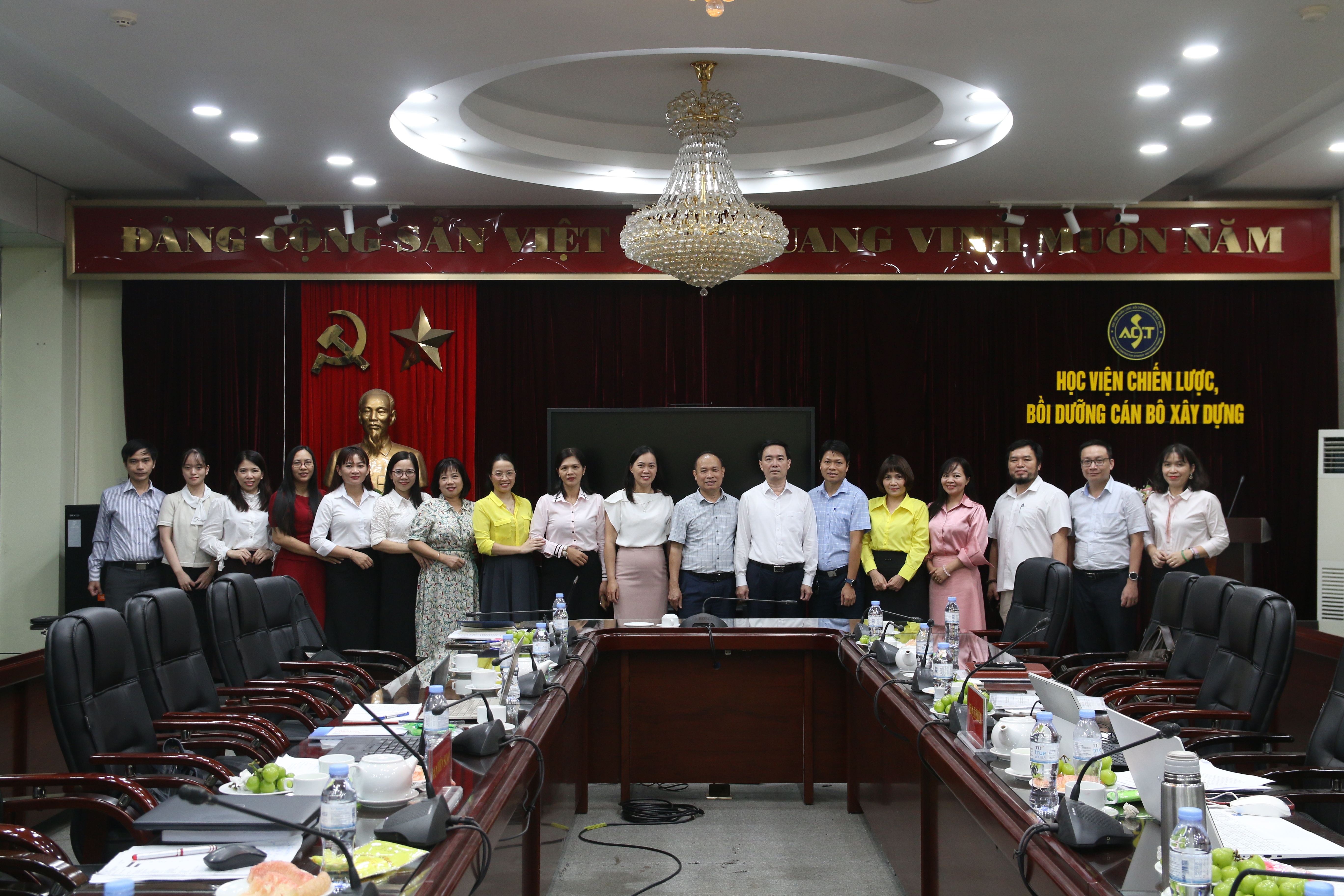 ACST tổ chức Hội thảo lấy ý kiến dự thảo chương trình bồi dưỡng về khoa học, công nghệ và chuyển đổi số