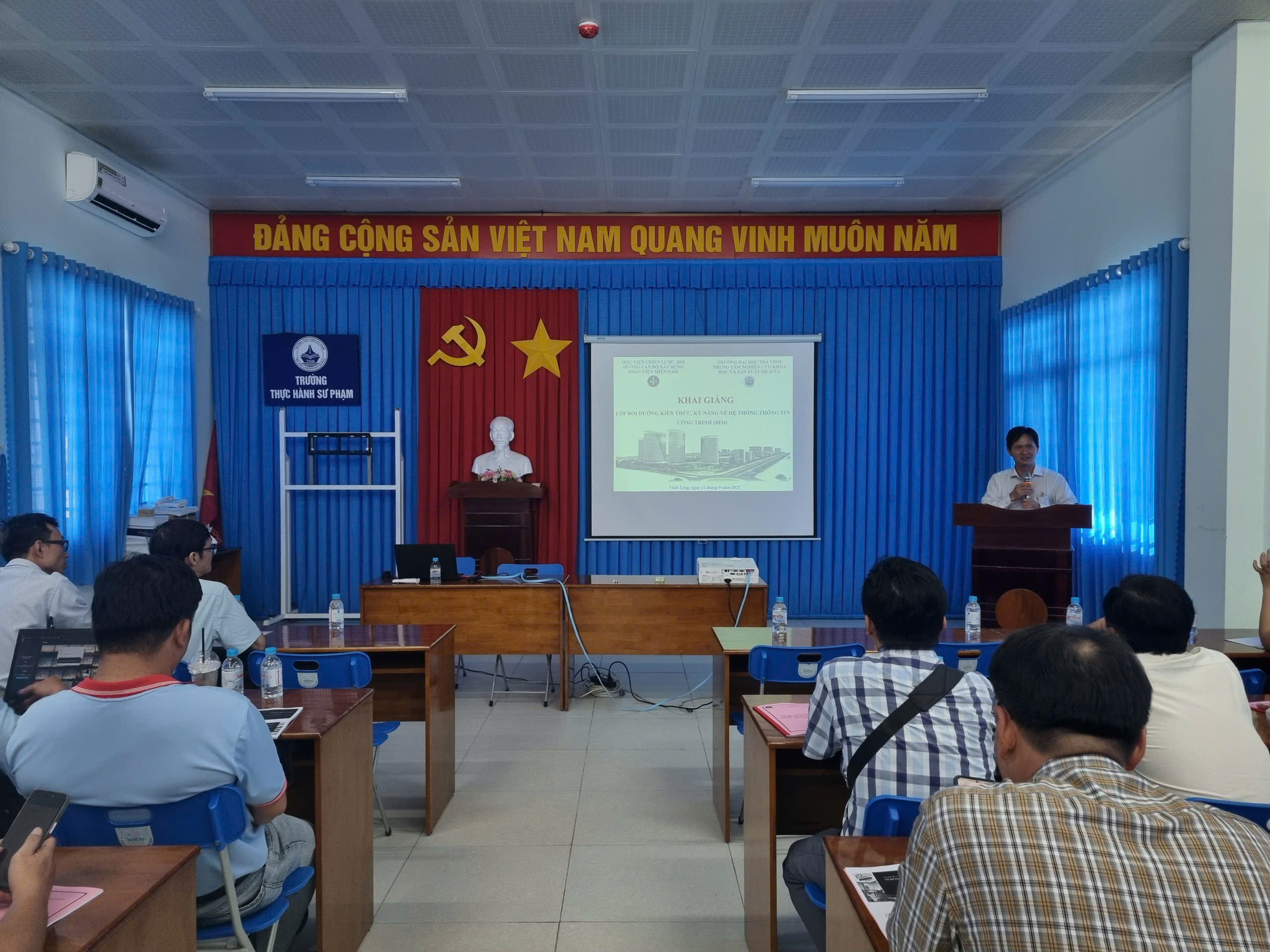 Khai giảng lớp Bồi dưỡng kiến thức, kỹ năng về BIM tại Trà Vinh